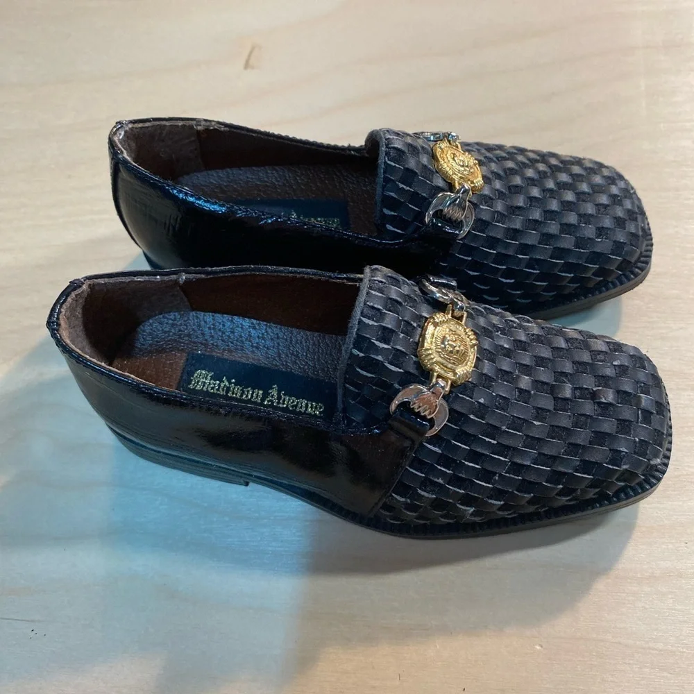 Madison Avenue Boys Dress Loafers size 8 New without Tags (CF)